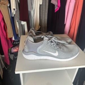 Nike Light Gray Running Shoes
